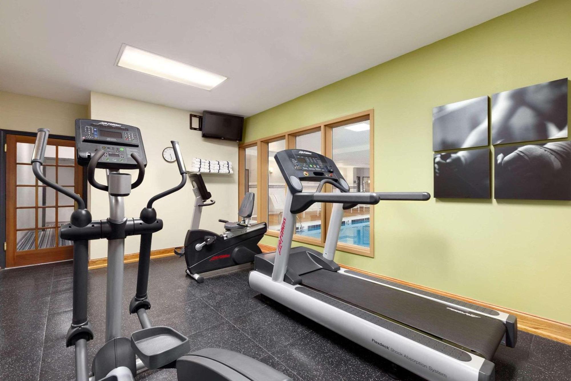 Country Inn & Suites By Radisson, Dalton, Ga Buitenkant foto