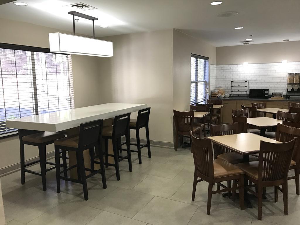 Country Inn & Suites By Radisson, Dalton, Ga Buitenkant foto